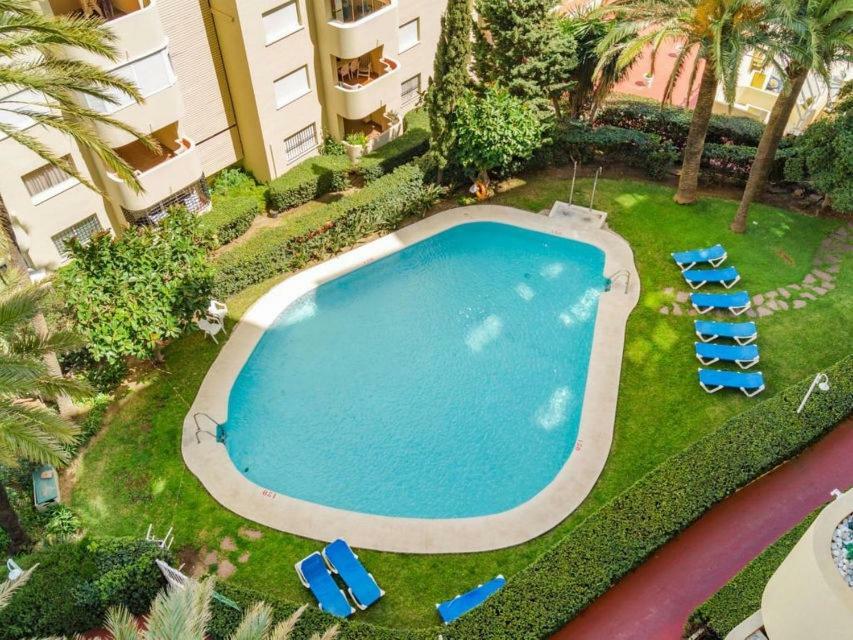 Urbanizacion Puerto Paraiso Estepona Kültér fotó