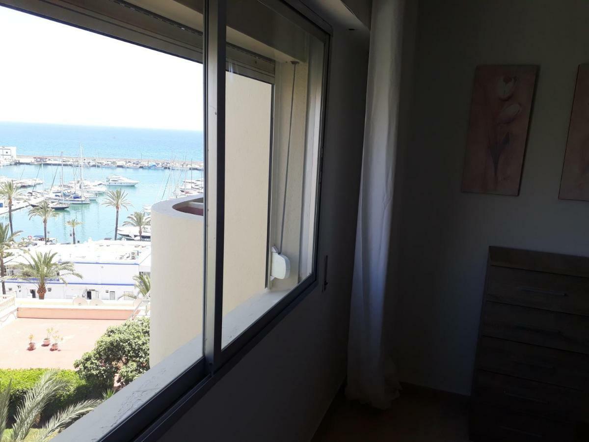 Urbanizacion Puerto Paraiso Estepona Kültér fotó